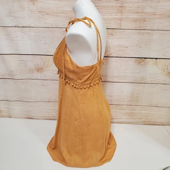 ๐ Nectar Clothing Hello Molly Dress Mustard Mini Dress Medium - Picture 3 of 7